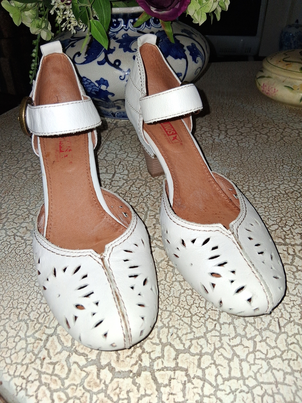 PIKOLINOS Cream Cutout Leather Ankle-Strap Heels Size 41